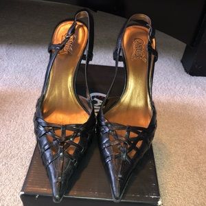 Women’s shoes